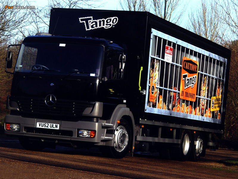 Images of Mercedes-Benz Atego 1823 UK-spec 1998–2005 (800 x 600)