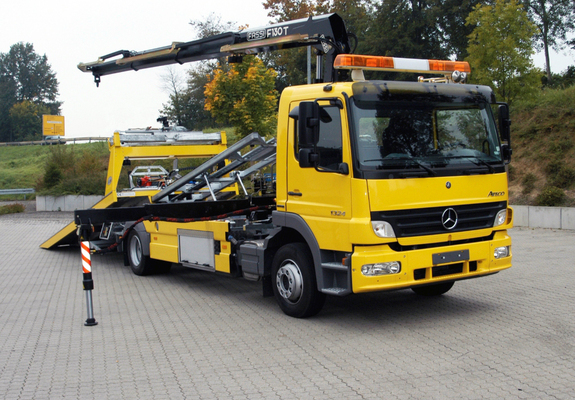 Images of Mercedes-Benz Atego 1324 Tow Truck 2005–13