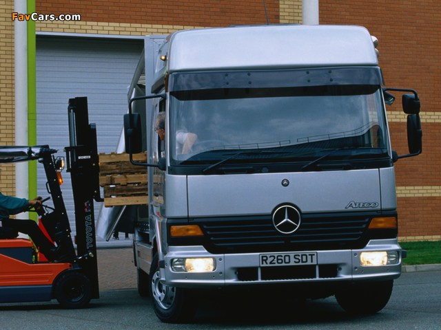 Mercedes-Benz Atego 815 UK-spec 1998–2005 photos (640 x 480)