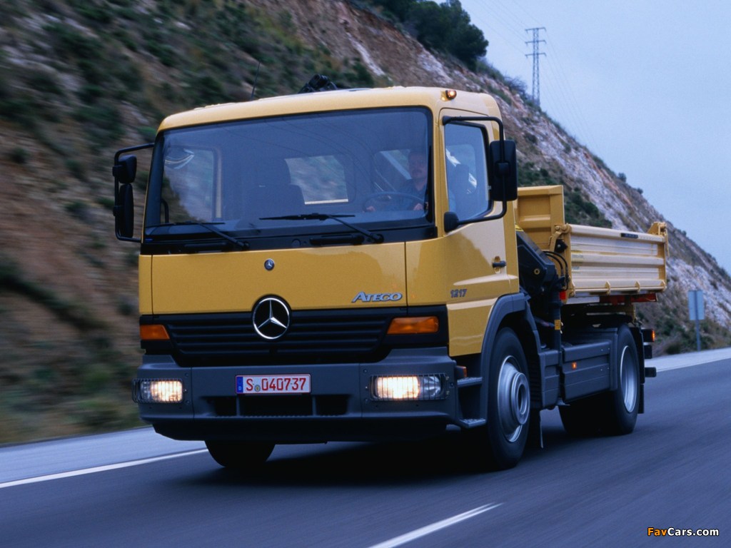 Mercedes-Benz Atego 1217 1998–2005 photos (1024 x 768)