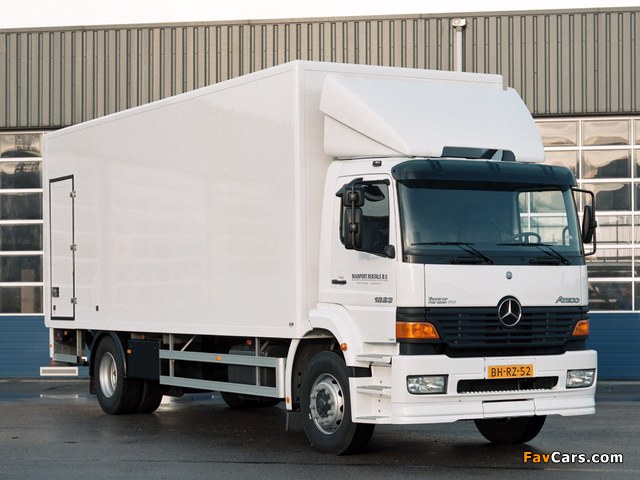 Mercedes-Benz Atego 1828 1998–2005 photos (640 x 480)