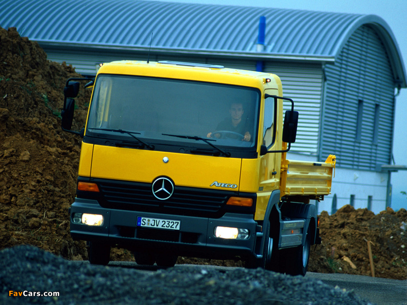 Mercedes-Benz Atego 823 1998–2005 pictures (800 x 600)