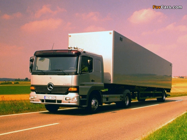 Mercedes-Benz Atego 1323 1998–2005 pictures (640 x 480)