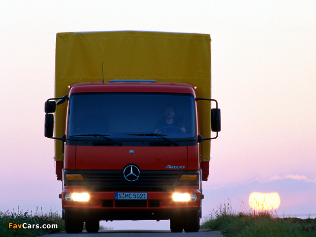 Mercedes-Benz Atego 712 1998–2005 pictures (640 x 480)