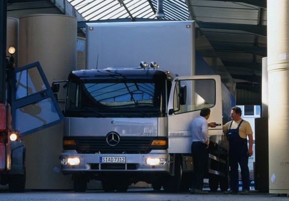 Mercedes-Benz Atego 1323 1998–2005 wallpapers