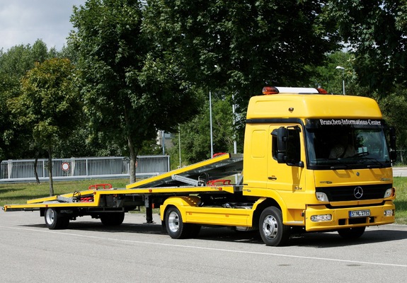 Mercedes-Benz Atego 824 Tow Truck 2005–13 photos