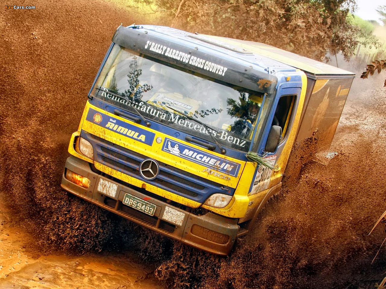 Mercedes-Benz Atego 1725 Rally Truck 2006 wallpapers (1280 x 960)