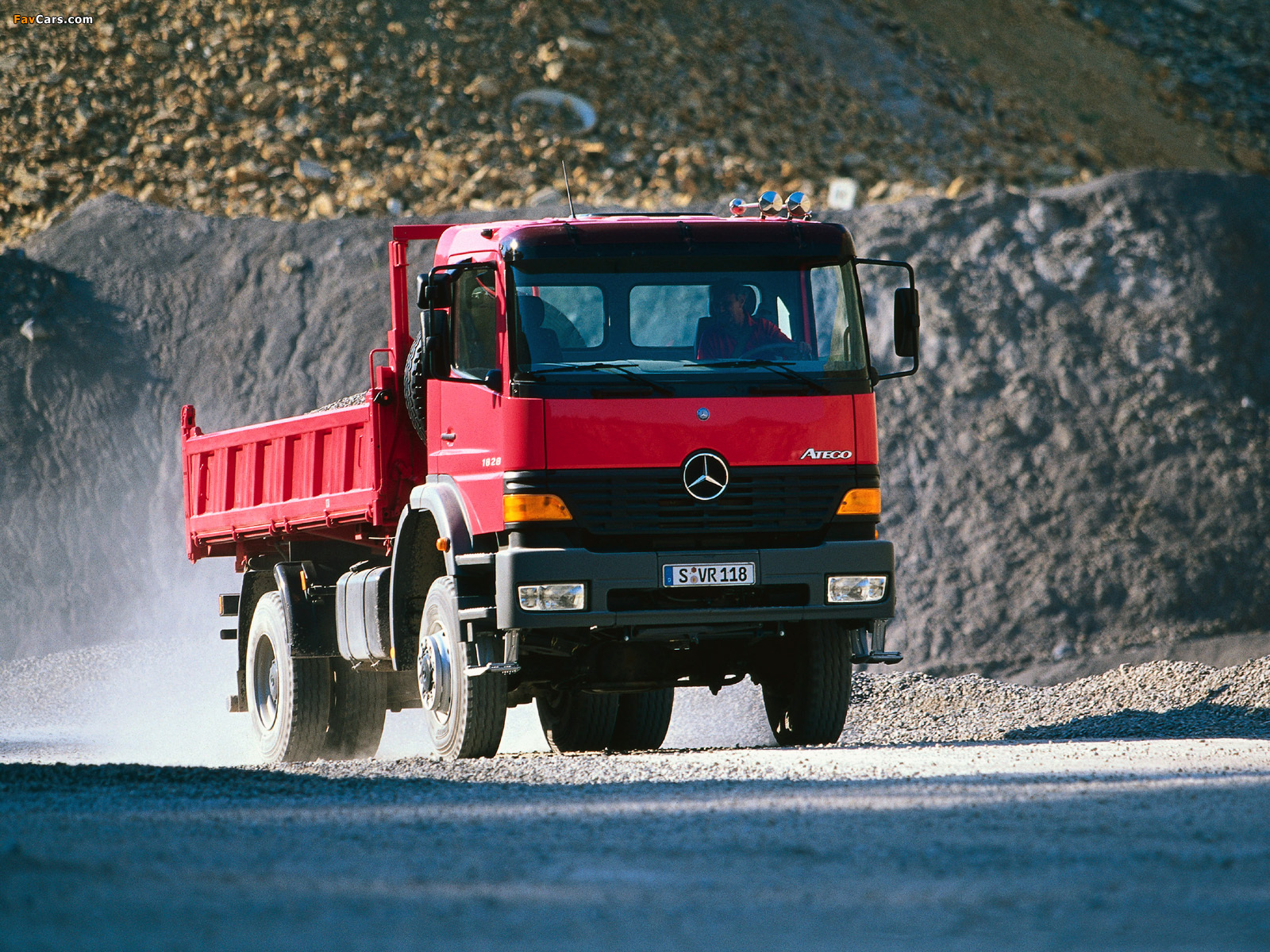 Photos of Mercedes-Benz Atego 1828 1998–2005 (1600 x 1200)