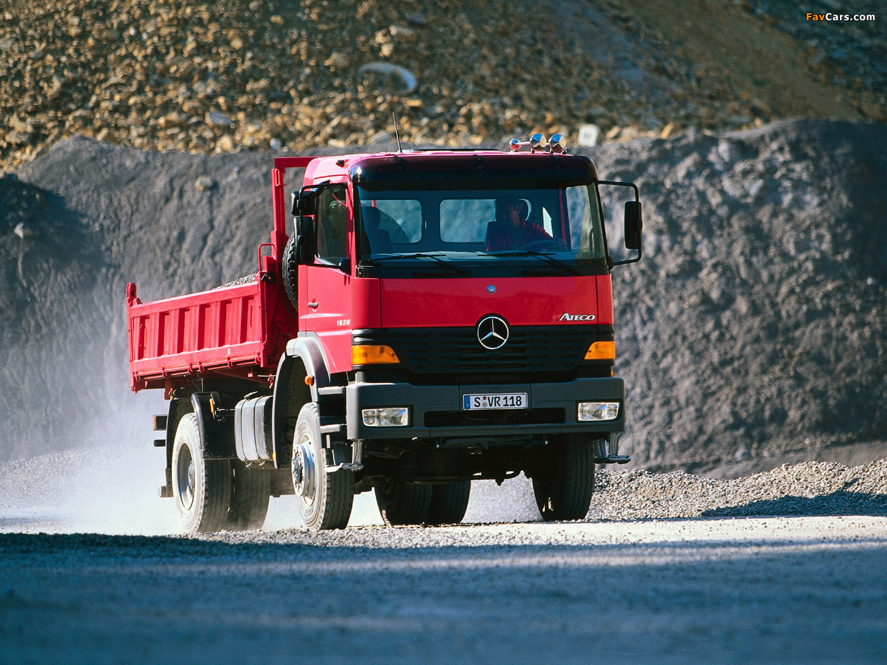 Photos of Mercedes-Benz Atego 1828 1998–2005 (1280 x 960)