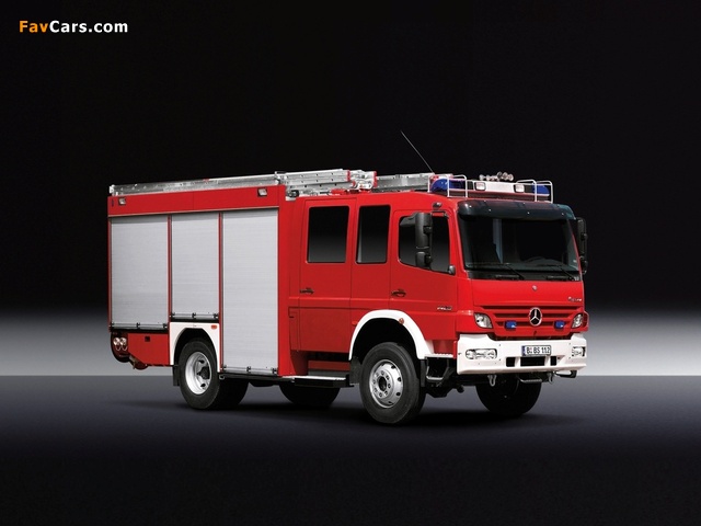 Photos of Mercedes-Benz Atego 1428 Feuerwehr 2005–13 (640 x 480)