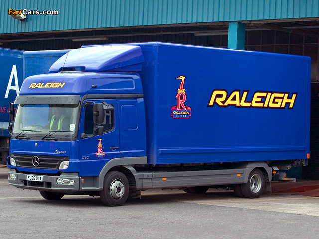 Photos of Mercedes-Benz Atego 818 UK-spec 2005–13 (640 x 480)