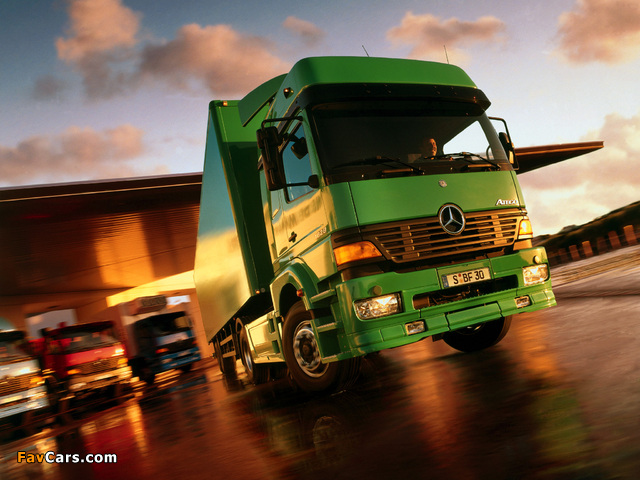 Pictures of Mercedes-Benz Atego 1828 1998–2005 (640 x 480)