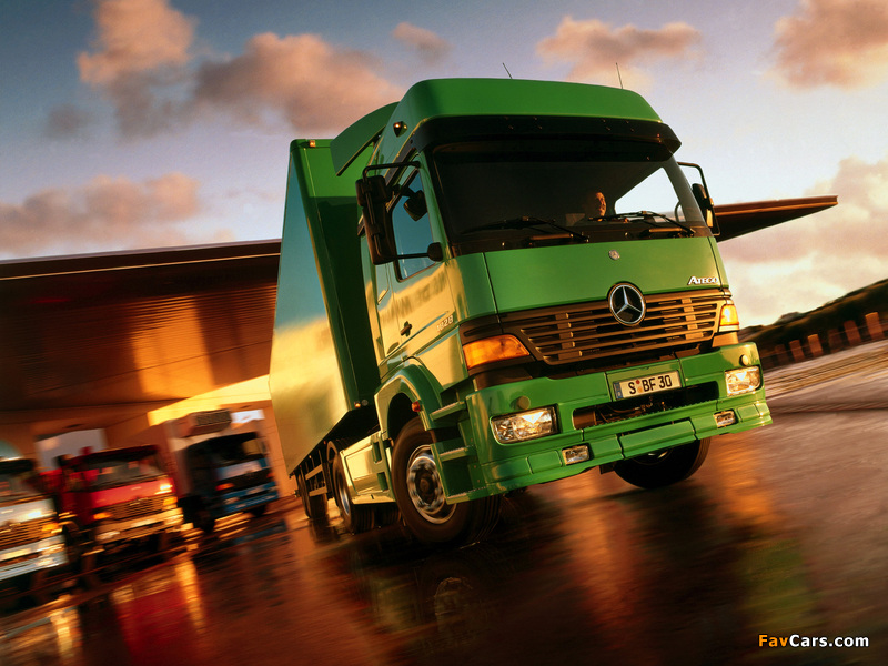 Pictures of Mercedes-Benz Atego 1828 1998–2005 (800 x 600)