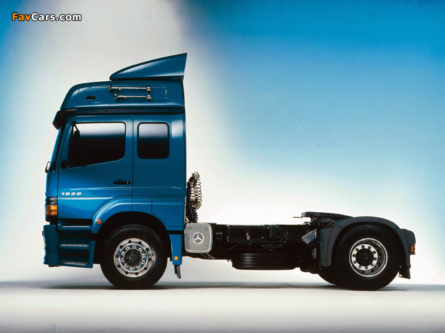 Mercedes-Benz Atego 1828 1998–2005 wallpapers (640 x 480)