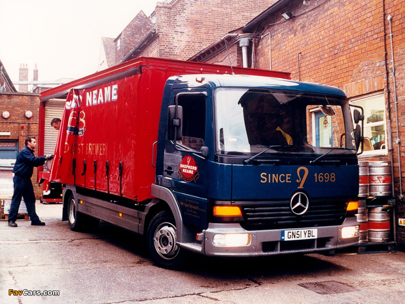 Mercedes-Benz Atego 818 UK-spec 1998–2005 wallpapers (800 x 600)