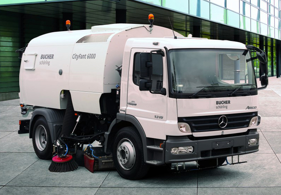 Mercedes-Benz Atego 1318 Road Service 2005–13 wallpapers