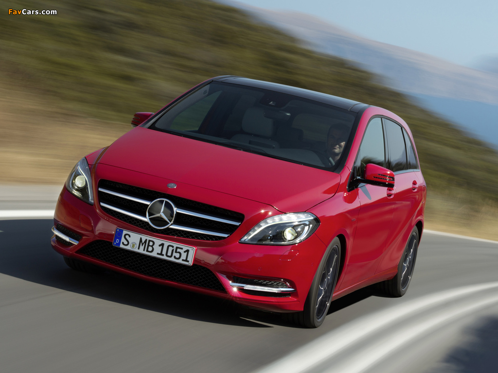 Images of Mercedes-Benz B 200 BlueEfficiency (W246) 2011 (1024 x 768)