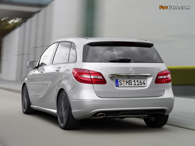 Images of Mercedes-Benz B 200 CDI BlueEfficiency (W246) 2011 (640 x 480)