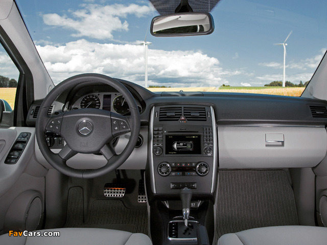 Mercedes-Benz B-Klasse F-Cell (W245) 2010–11 photos (640 x 480)