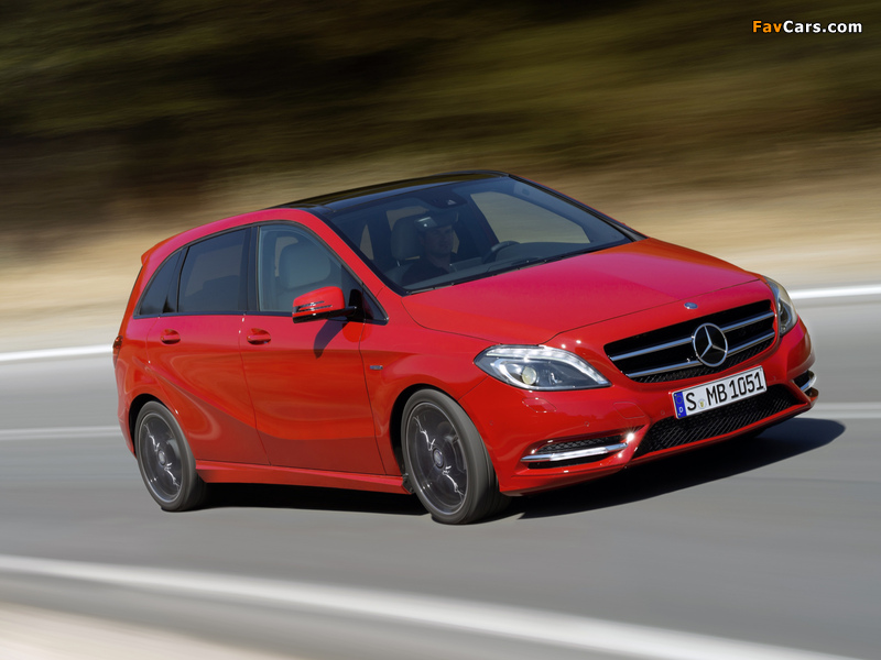 Mercedes-Benz B 200 BlueEfficiency (W246) 2011 images (800 x 600)