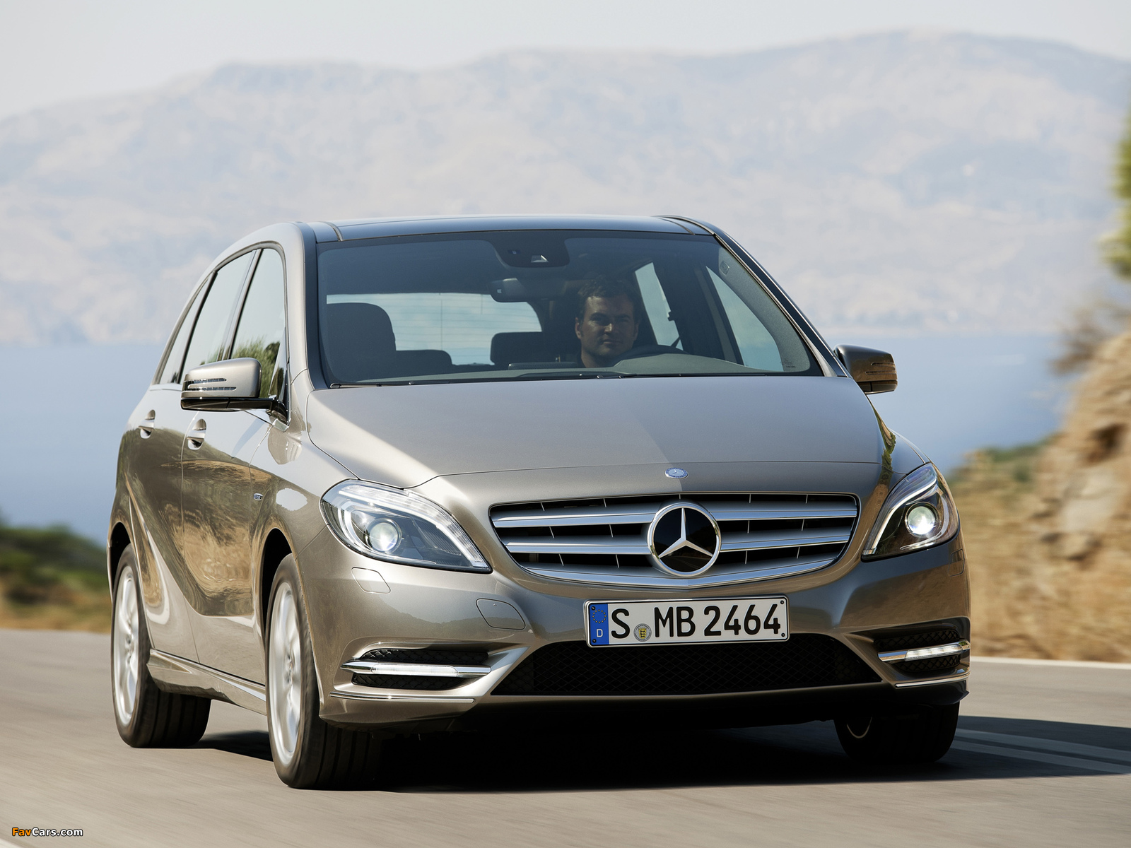 Mercedes-Benz B 180 CDI BlueEfficiency (W246) 2011 photos (1600 x 1200)