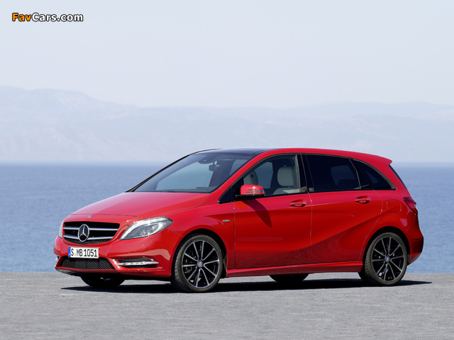 Mercedes-Benz B 200 BlueEfficiency (W246) 2011 photos (640 x 480)