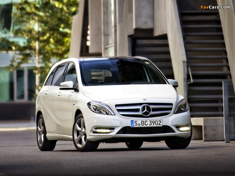 Mercedes-Benz B 200 CDI BlueEfficiency (W246) 2011 wallpapers (800 x 600)