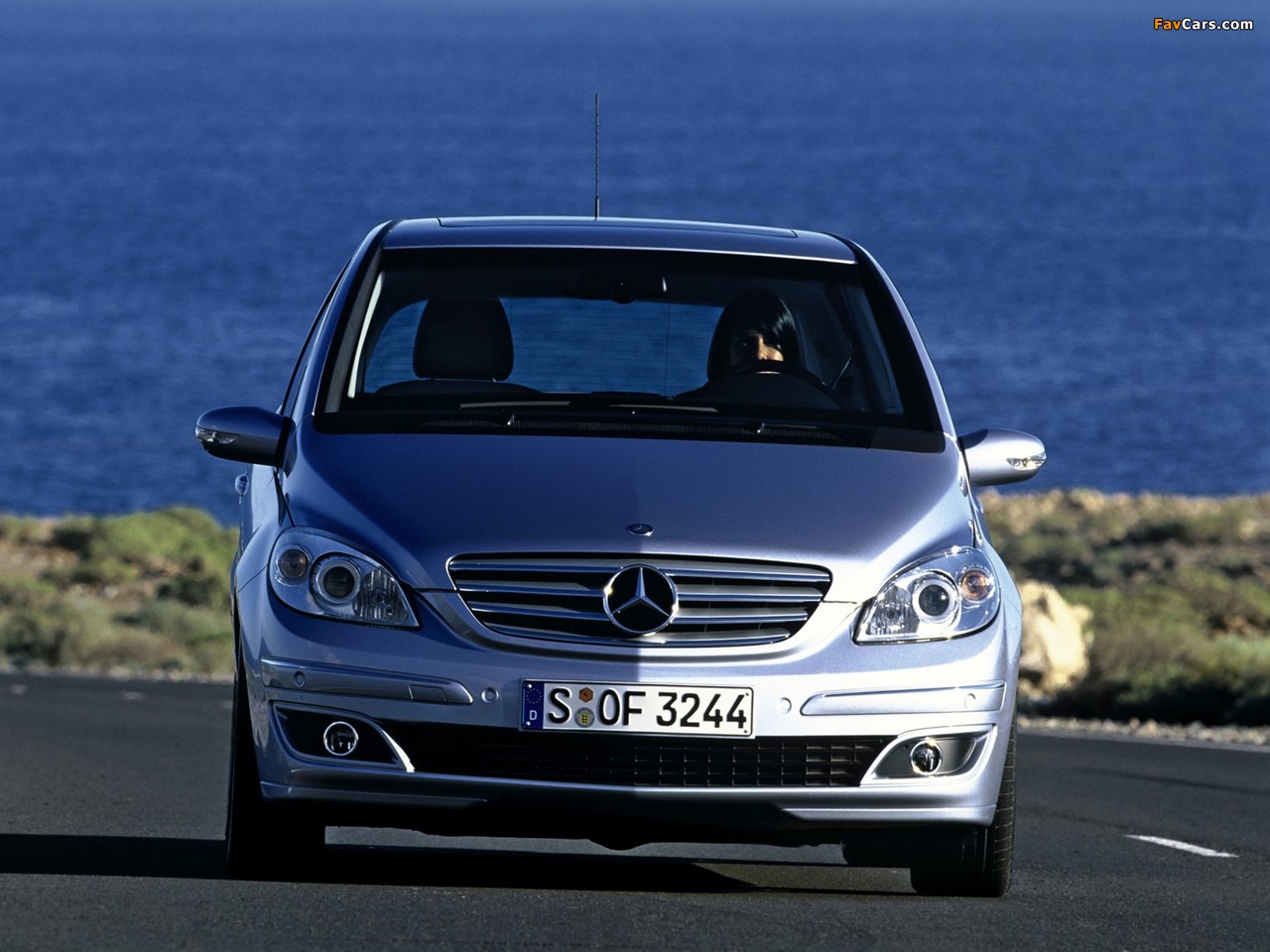 Photos of Mercedes-Benz B 200 CDI (W245) 2005–08 (1280 x 960)