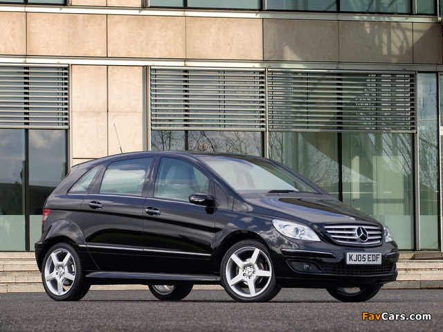 Photos of Mercedes-Benz B-Klasse UK-spec (W245) 2008–11 (640 x 480)