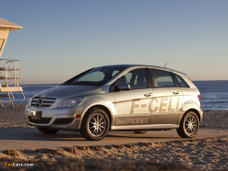 Photos of Mercedes-Benz B-Klasse F-Cell (W245) 2010–11 (800 x 600)