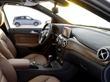 Photos of Mercedes-Benz B 180 CDI BlueEfficiency (W246) 2011