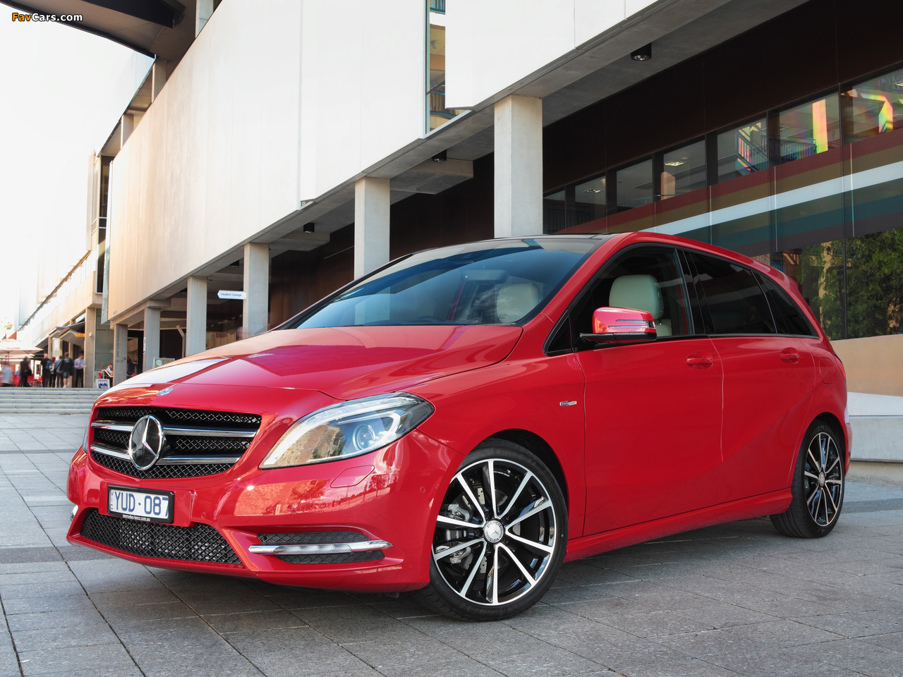 Photos of Mercedes-Benz B 200 BlueEfficiency AU-spec (W246) 2011 (1280 x 960)