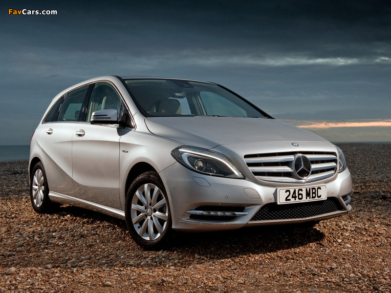 Photos of Mercedes-Benz B 180 CDI BlueEfficiency UK-spec (W246) 2012 (800 x 600)