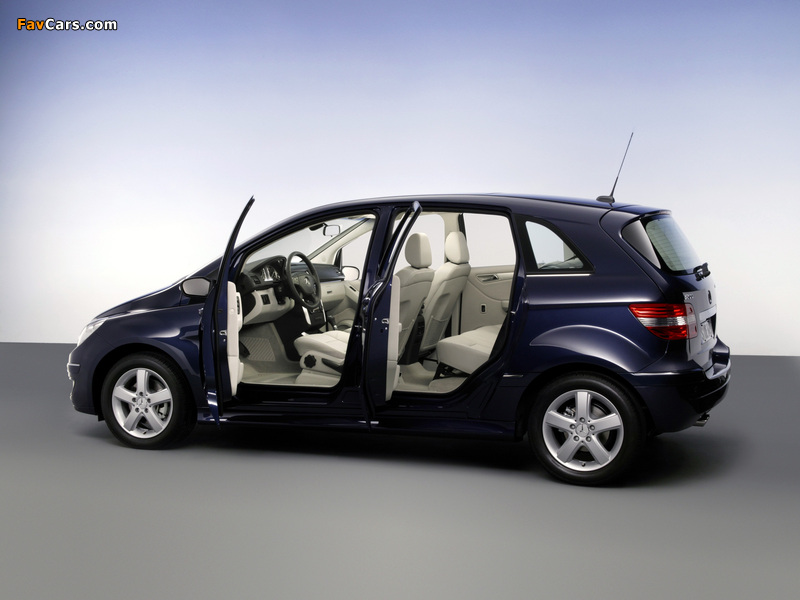 Pictures of Mercedes-Benz B 200 CDI (W245) 2005–08 (800 x 600)