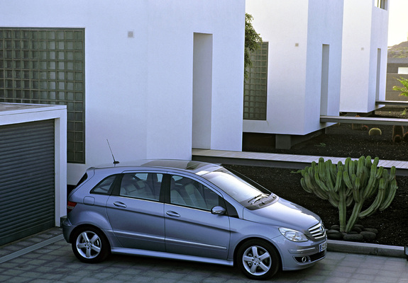 Pictures of Mercedes-Benz B 200 CDI (W245) 2005–08