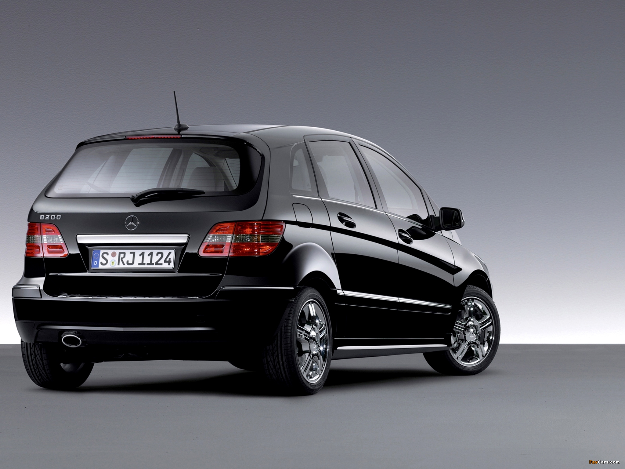Pictures of Mercedes-Benz B 200 CDI (W245) 2008–11 (2048 x 1536)