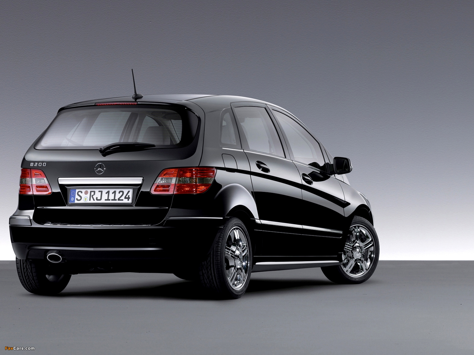 Pictures of Mercedes-Benz B 200 CDI (W245) 2008–11 (1600 x 1200)