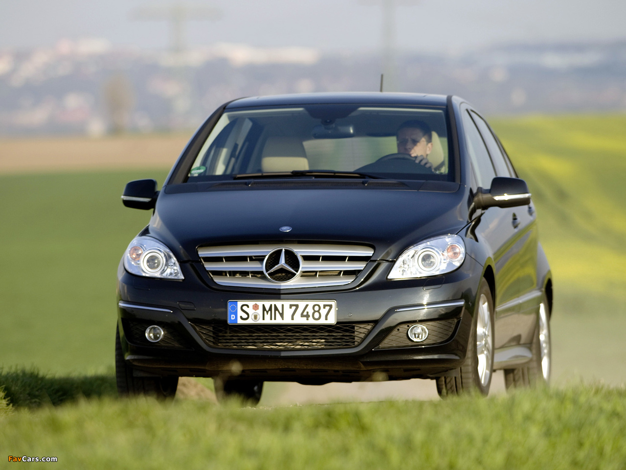 Pictures of Mercedes-Benz B 200 CDI (W245) 2008–11 (1280 x 960)