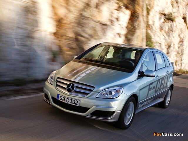 Pictures of Mercedes-Benz B-Klasse F-Cell (W245) 2010–11 (640 x 480)