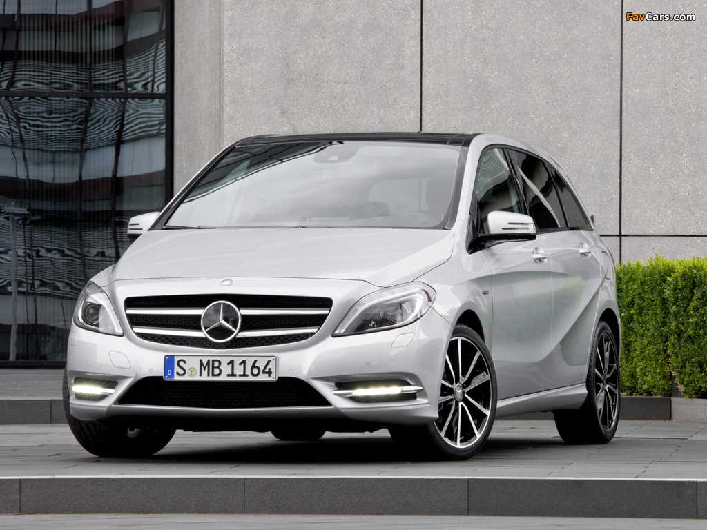 Pictures of Mercedes-Benz B 200 CDI BlueEfficiency (W246) 2011 (1024 x 768)