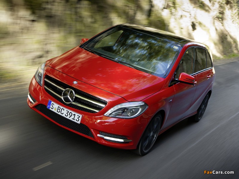 Pictures of Mercedes-Benz B 200 CDI BlueEfficiency (W246) 2011 (800 x 600)
