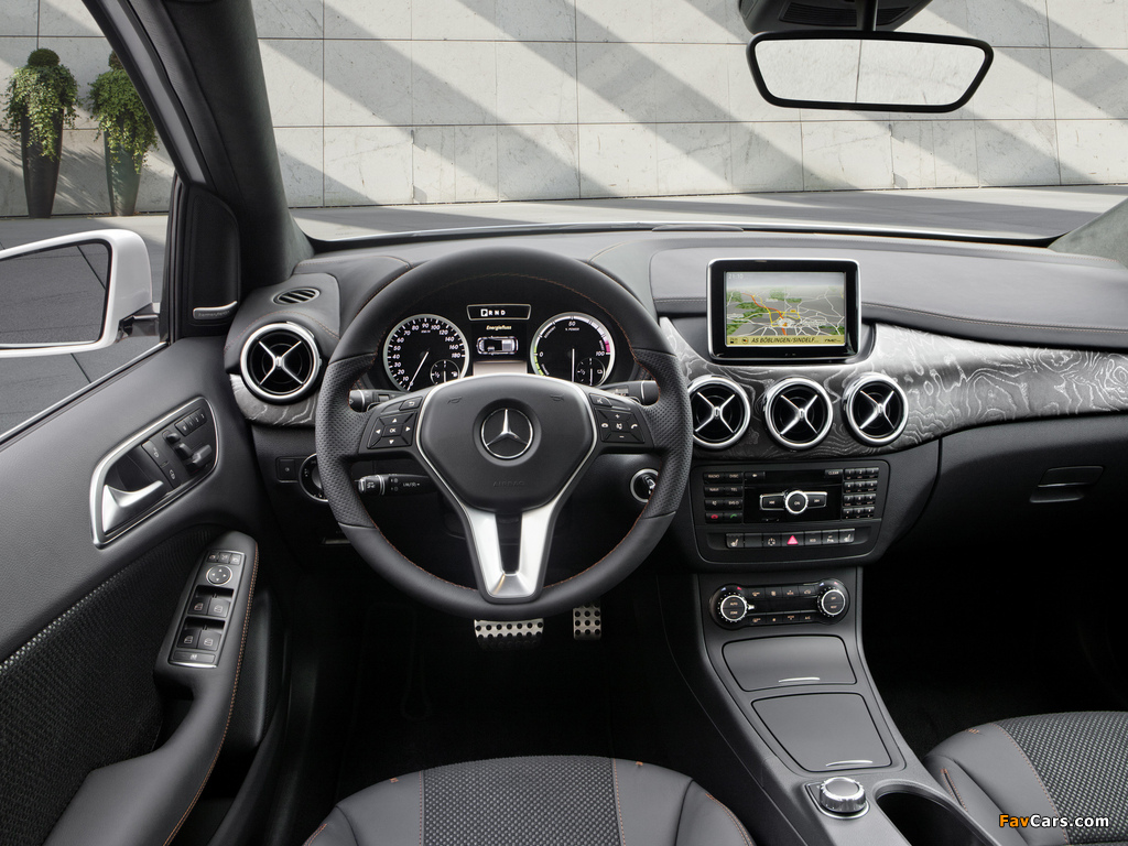 Mercedes-Benz B-Klasse E-CELL Plus Concept (W246) 2011 wallpapers (1024 x 768)