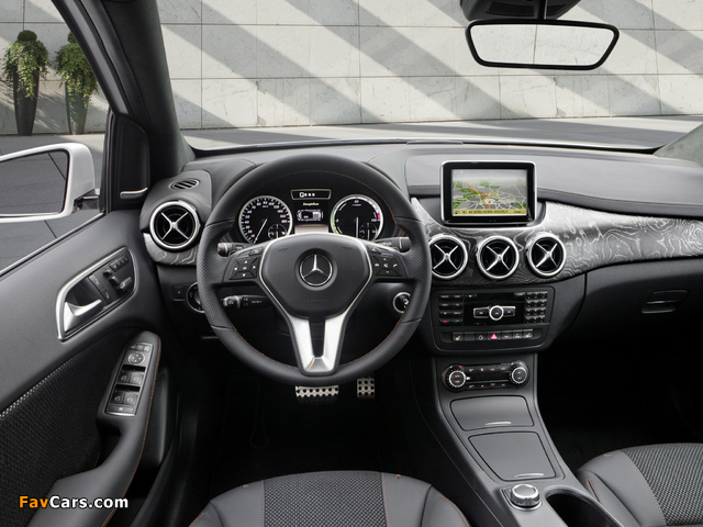 Mercedes-Benz B-Klasse E-CELL Plus Concept (W246) 2011 wallpapers (640 x 480)