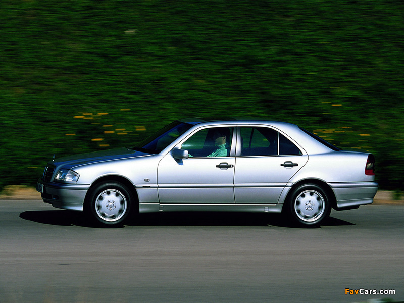 Images of Mercedes-Benz C 250 Turbodiesel (W202) 1995–2000 (800 x 600)