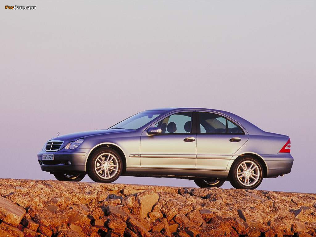 Images of Mercedes-Benz C 180 (W203) 2000–02 (1024 x 768)