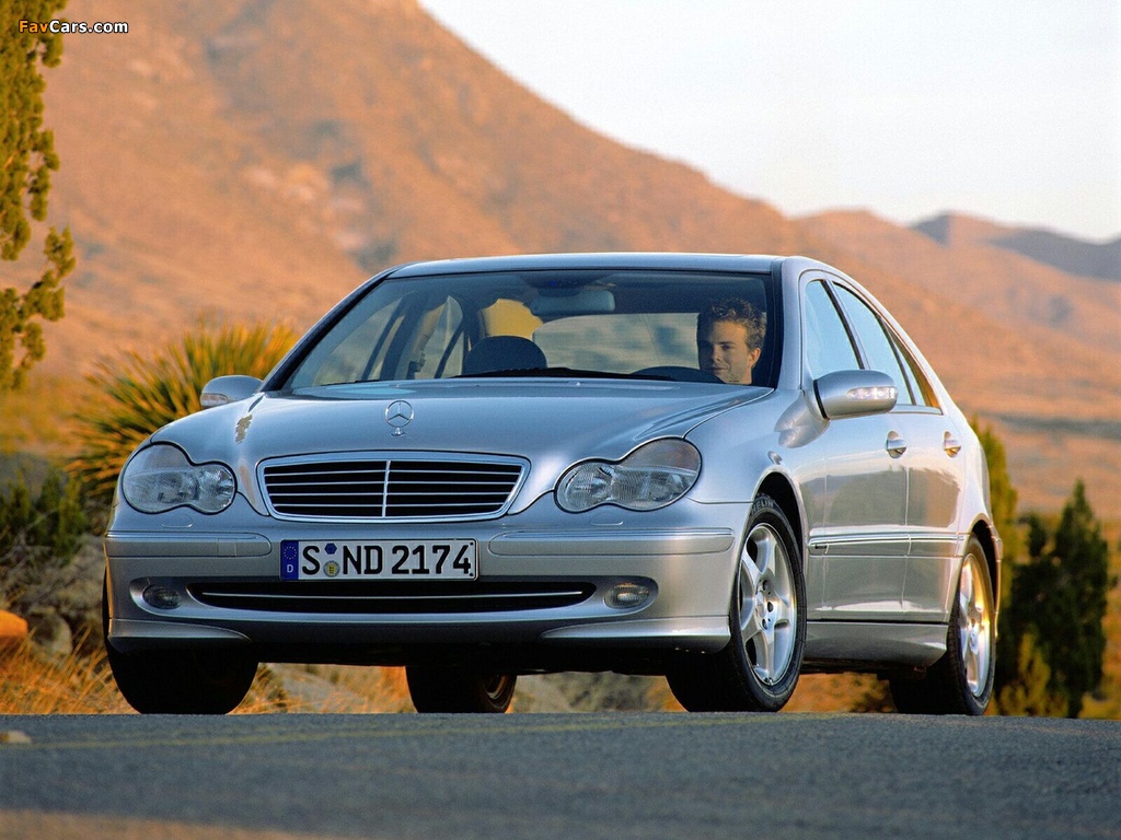 Images of Mercedes-Benz C 270 CDI (W203) 2000–05 (1024 x 768)