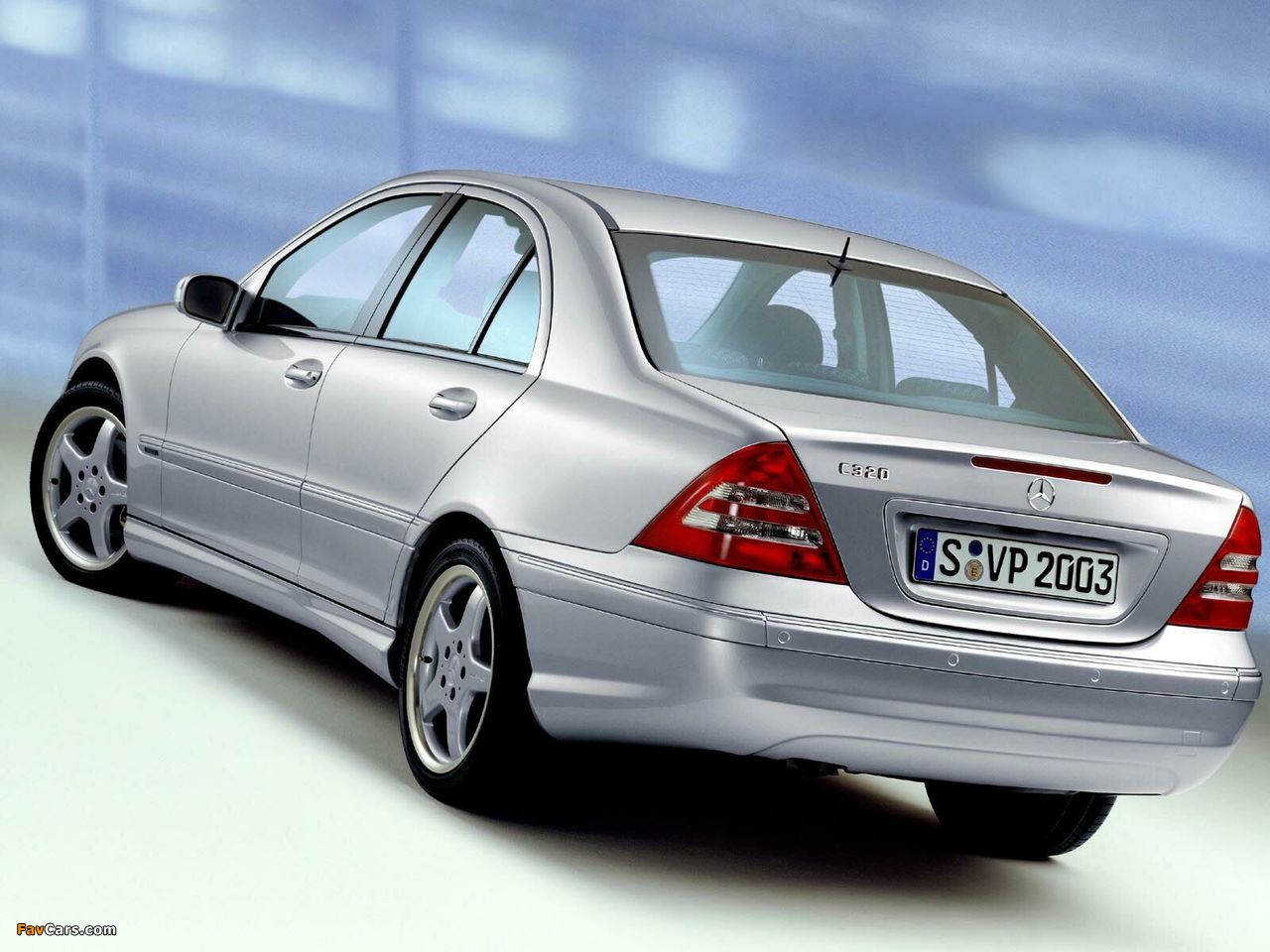 Images of Mercedes-Benz C 320 (W203) 2000–05 (1280 x 960)