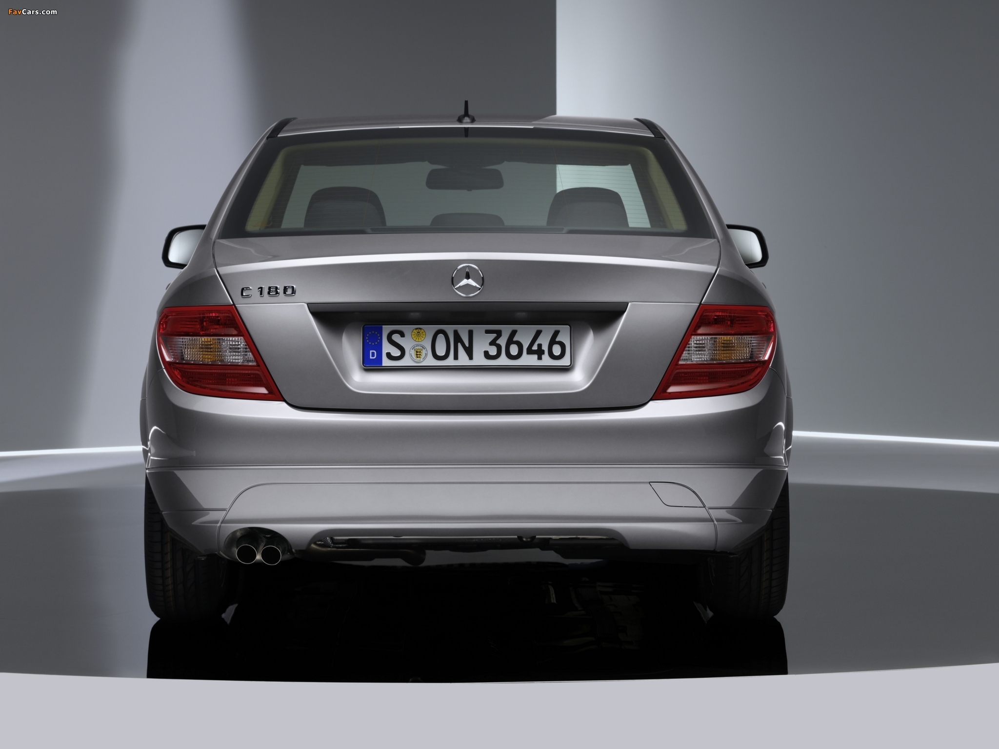 Images of Mercedes-Benz C 180 (W204) 2007–11 (2048 x 1536)