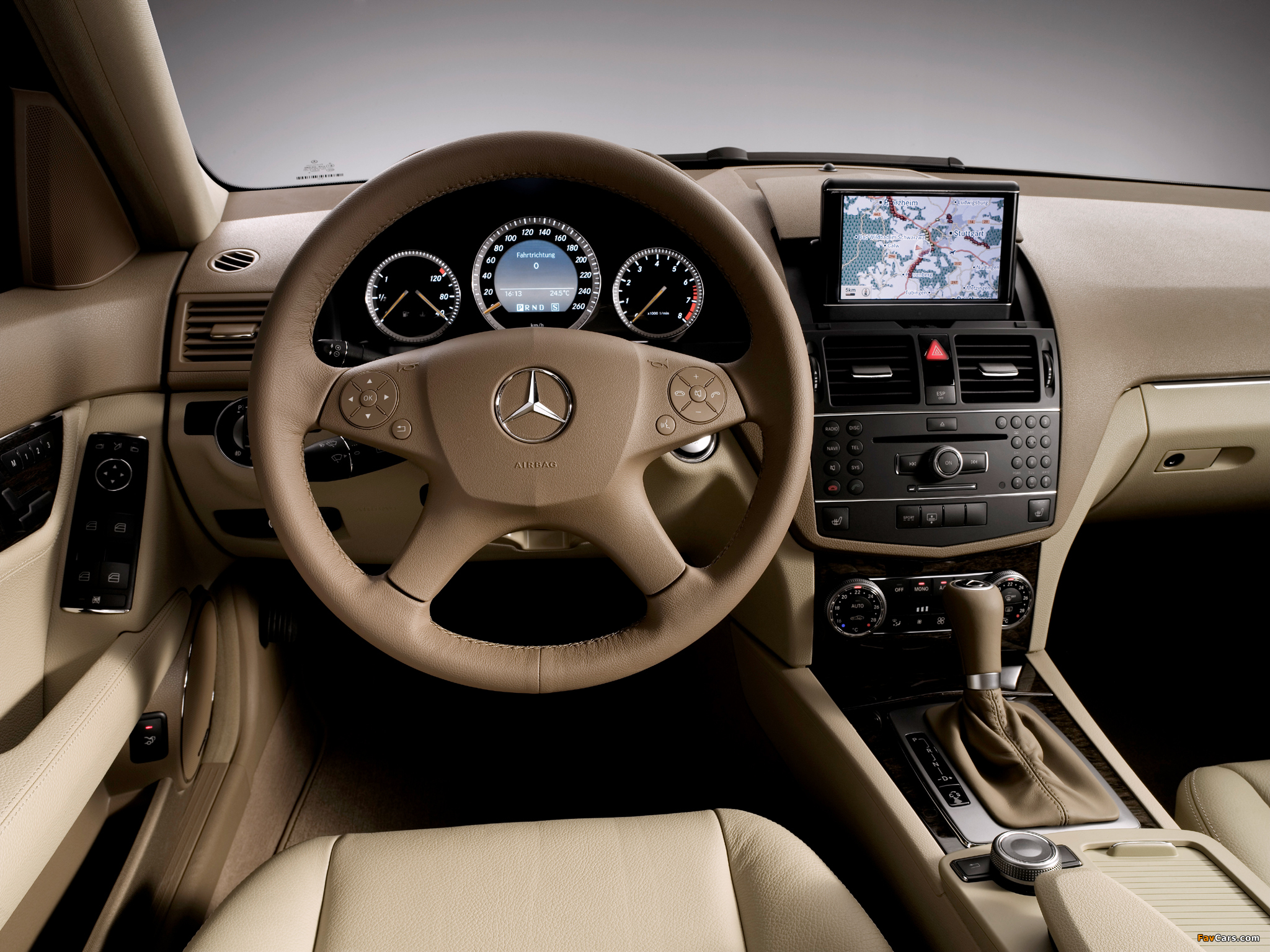 Images of Mercedes-Benz C 350 (W204) 2007–11 (2048 x 1536)