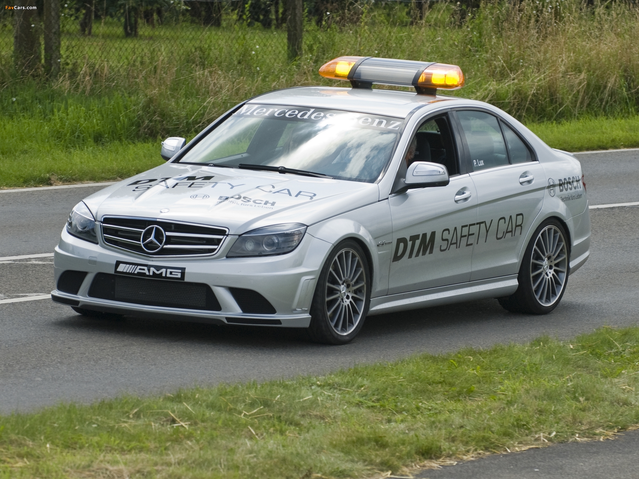 Images of Mercedes-Benz C 63 AMG DTM Safety Car (W204) 2008 (2048 x 1536)
